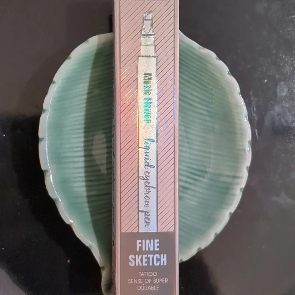 24 hour waterproof eyeliner